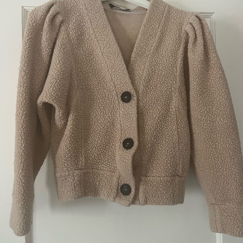 Cozy Beige Teddy Jacket with Button Closure. XS